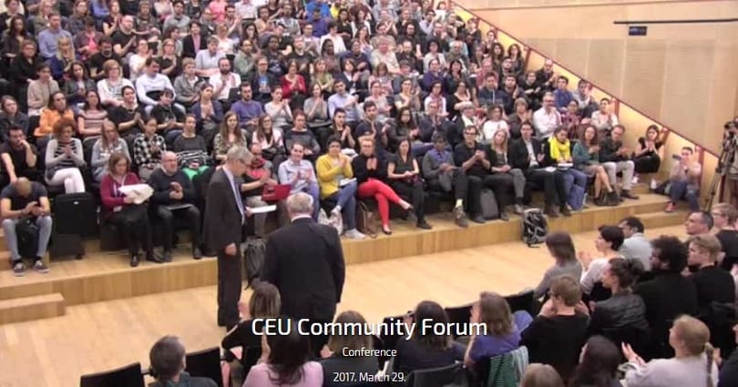 A CEU diákjai megosztottak, de egyelőre engedelmeskednek rektoruknak