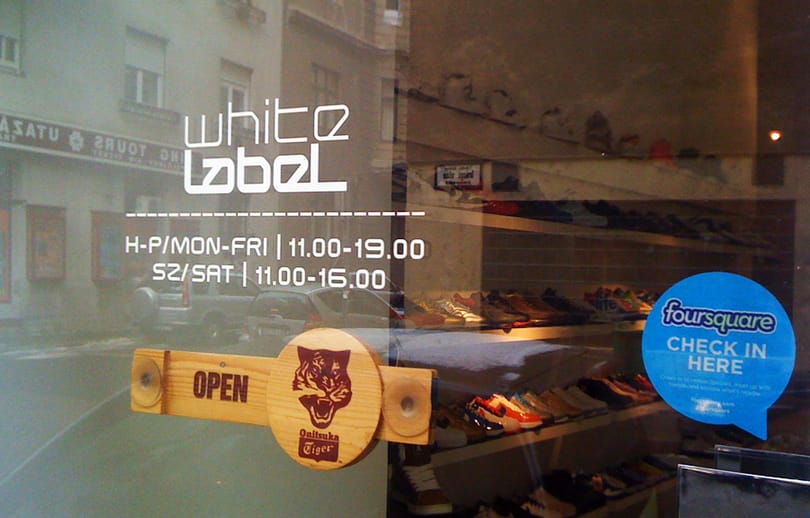 Streetwear-függők figyelem: Végkiárusítás a budapesti White Labelben!