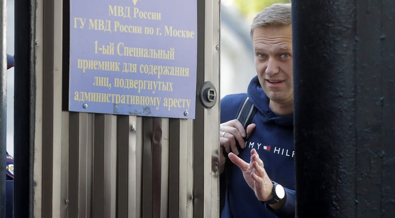 Törheti a fejét a Kreml: Navalnij visszatér Oroszországba