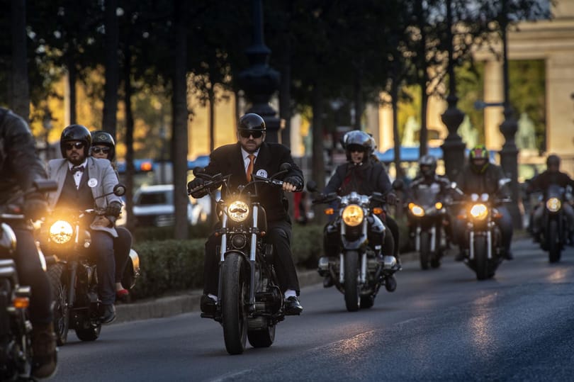 Jó cél érdekében bőgtek ma a motorok Budapesten