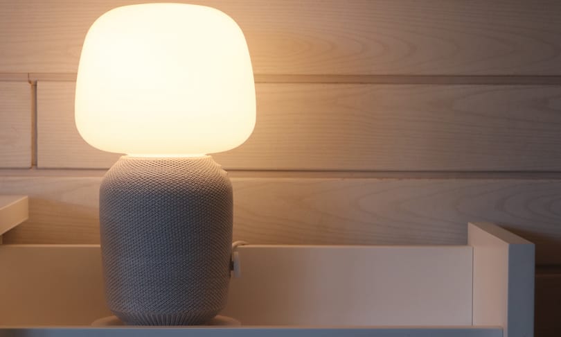 Jön az Ikea Titan, egy otthonra szánt hangszóró, amit látni sem lehet majd