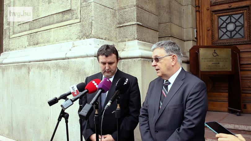 Orbán pitbulljában megbíznak az MTA-nál, de másban már nem