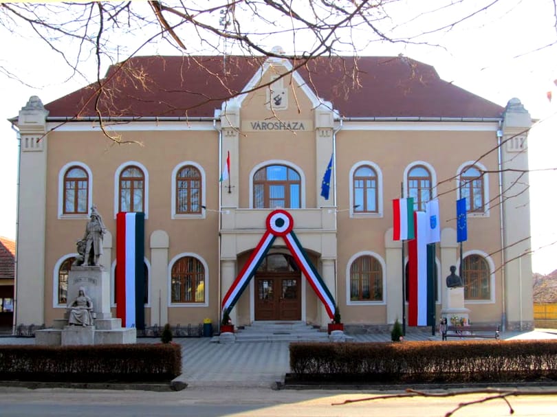 Önazonossági törvény: megvan az első település, amely rendeletet hozott