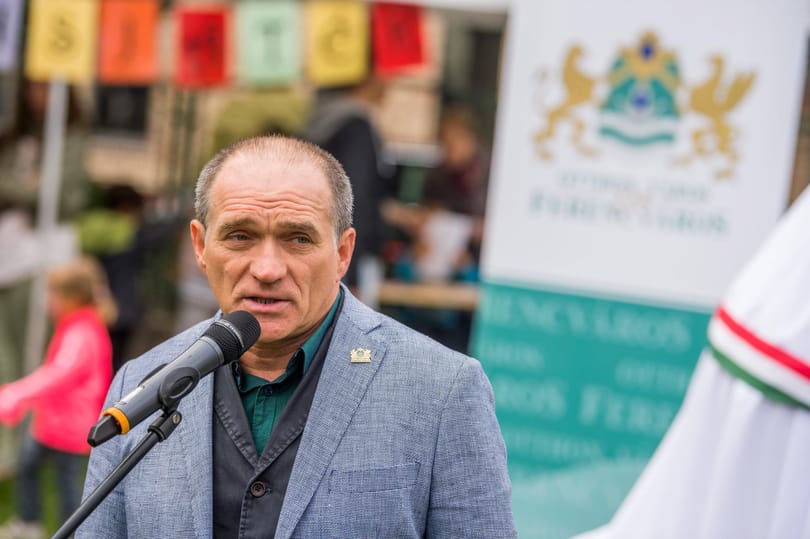 Engedély nélküli kék villogóval járta Ferencvárost Bácskai barátja