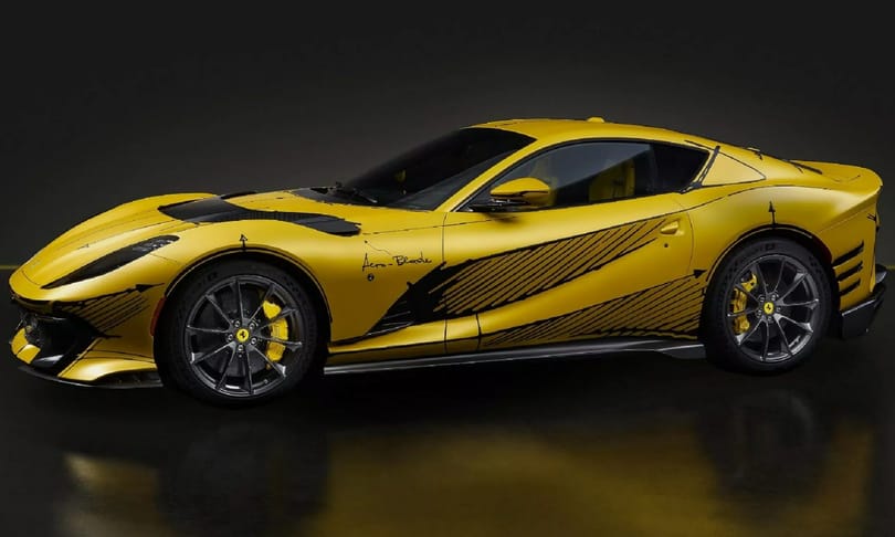 Művészien összefirkált tekintetmágnes a legújabb Ferrari
