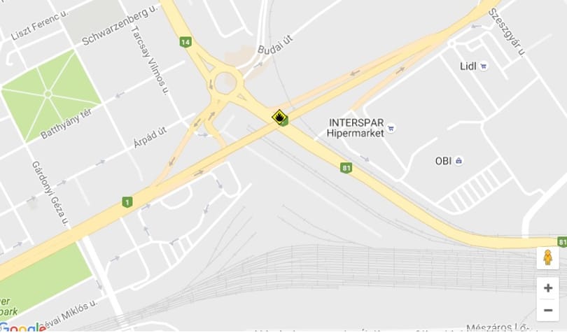 Kigyulladt egy kamion a győri Interspar és Árkád közelében