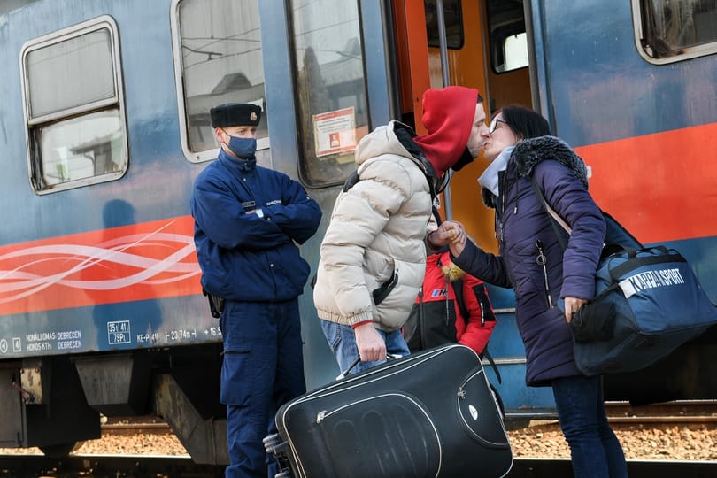 Csaknem 700 millió forint gyűlt össze a menekülteknek az adományvonalon