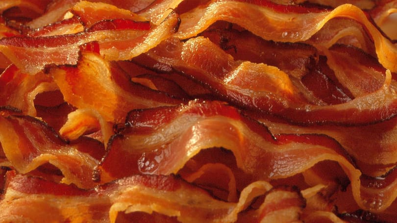 Tizennégy baconből egy romlott volt