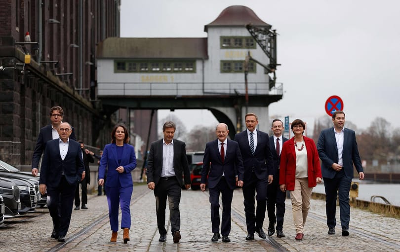 Szövetségi állammá váló Európával ijesztgeti Orbán Viktort az új német kormánykoalíció