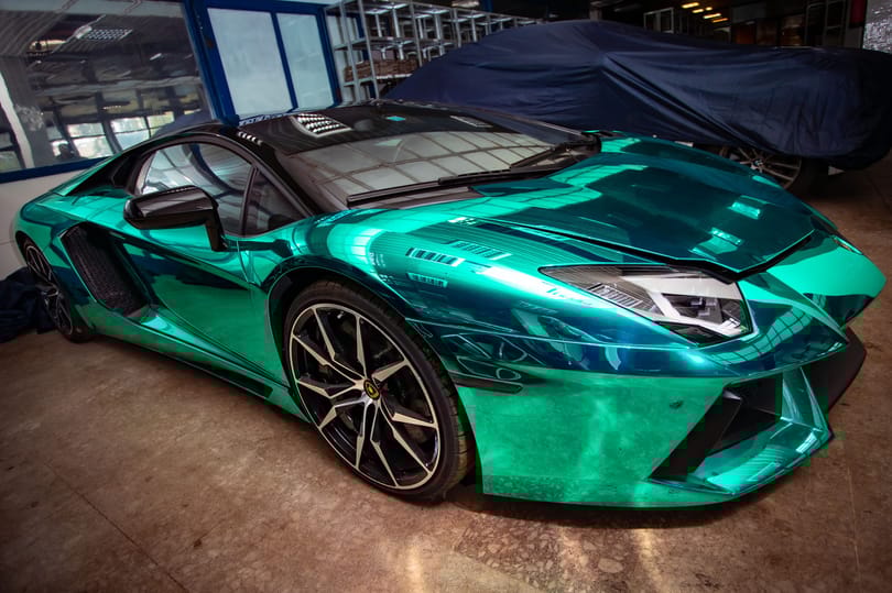 A NAV árverésén lehet licitálni arra a Lamborghinire, amelyikkel maszkokat vittek Győrbe az első hullám idején