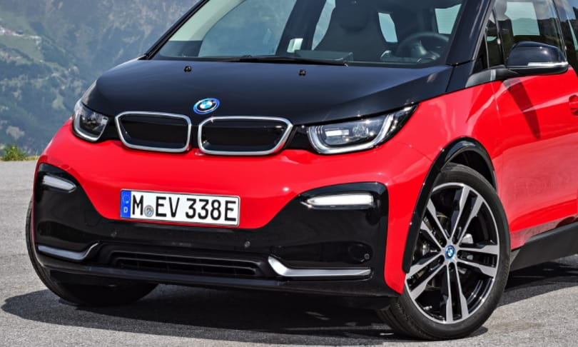 Ilyen egy ütős elektromosautó-kedvezmény: 5 millió forinttal olcsóbb a BMW i3