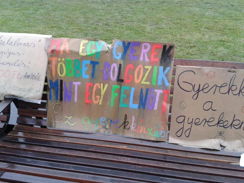 A kormány üzent az iskolások szüleinek