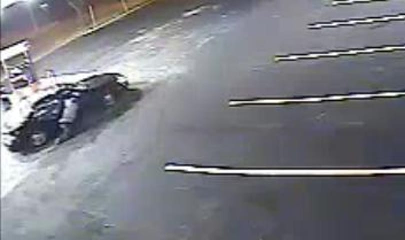 Videó: a kocsival együtt lopták el a csecsemőt