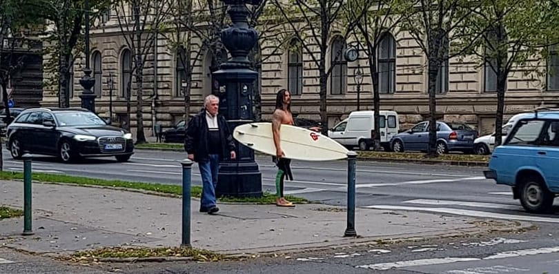 A nap kérdése: hol van a legjobb hullám az Andrássyn?