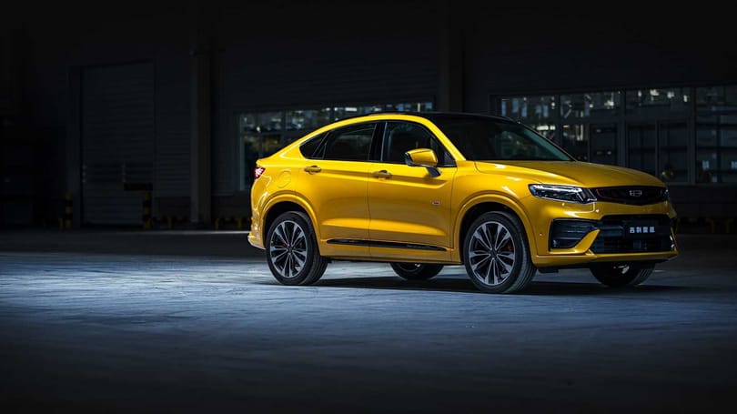 Bemutatta a Volvo kínai tulajdonosa a saját hibrid SUV-ját