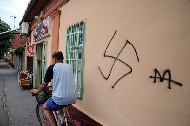Seres: Feltűnt a ház falán a jel?