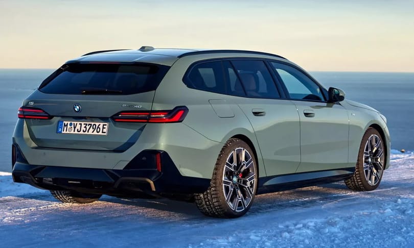 Íme a vadonatúj kombi 5-ös BMW, amiből 601 lovas elektromos verzió is készül