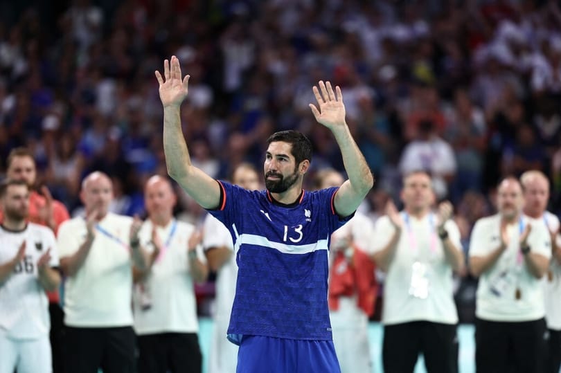 Óriási dráma Párizsban, egy utolsó másodpercekben kapott góllal kiesett a címvédő francia kézilabda-válogatott