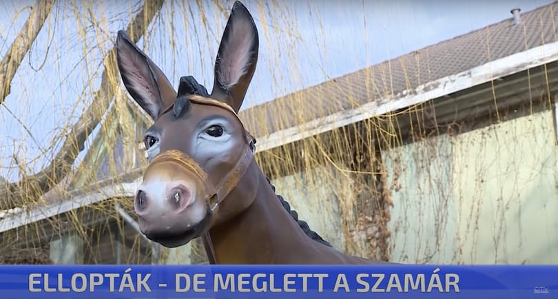 Elloptak egy szamarat a szent család mellől Cegléden