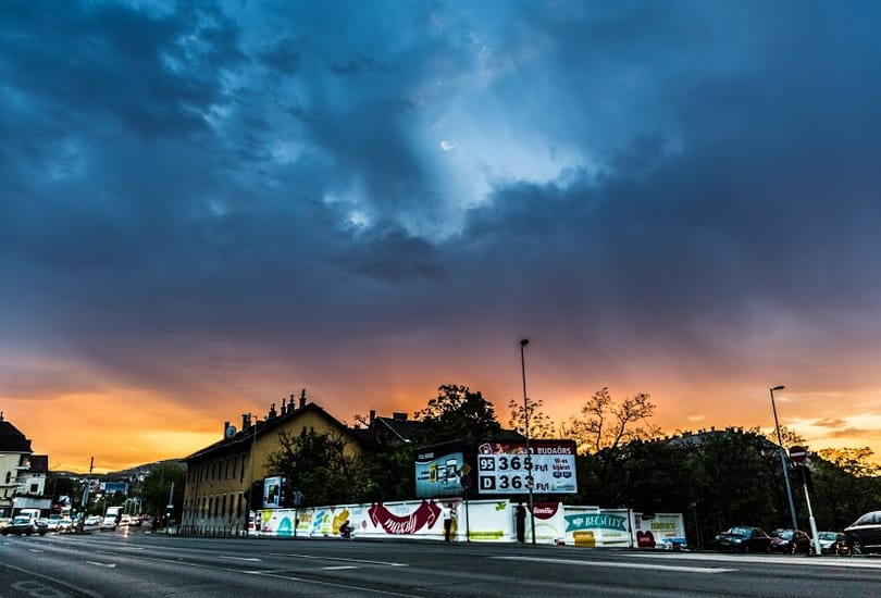 Aláírást gyűjtenek, hogy ne legyen Mádl Ferenc út a Hegyalja útból