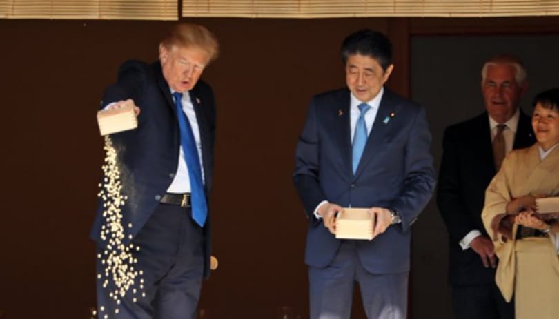 Donald Trump halakat adagolt túl Japánban
