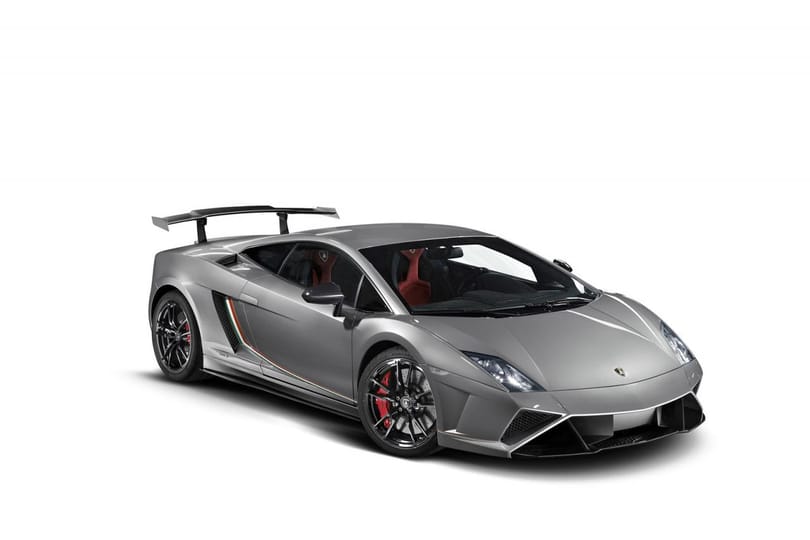 Versenyautót küld utcára a Lamborghini
