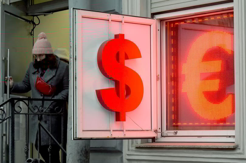 OECD: Idén végre lefékez az infláció szinte az egész világon, de Európában alig nő a gazdaság