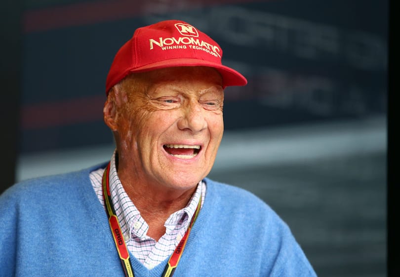 Niki Lauda videóban üzente meg, hogy hamarosan visszatér
