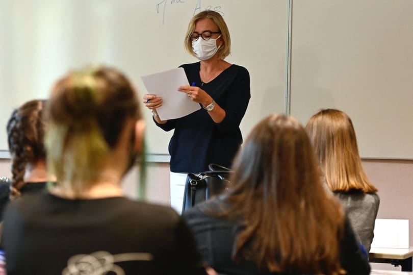 A tanárszakszervezetek szerint nem is igaz a 10 százalékos pedagógus-béremelés