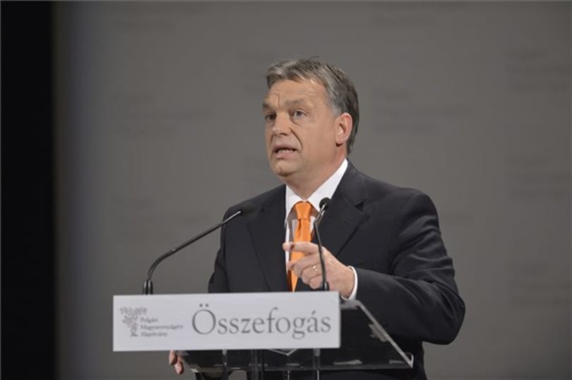Orbán jósol