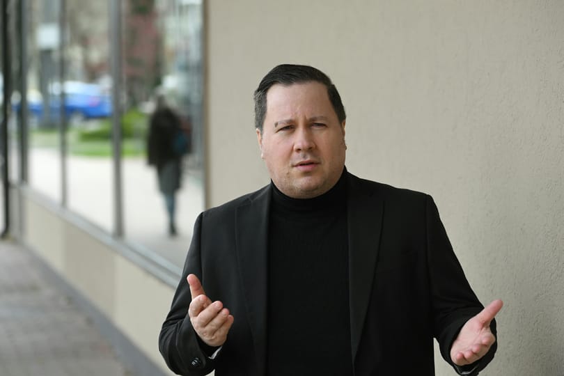 „Amikor korábban építettünk egy gyárat, az nem fejlesztett egy másik, modernebbet. Most viszont pontosan ez történik”