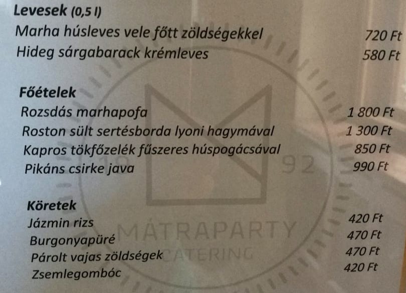 Tökfőzelékkel ünnepelhet a kétharmad: ez főtt ma a parlamenti konyhán
