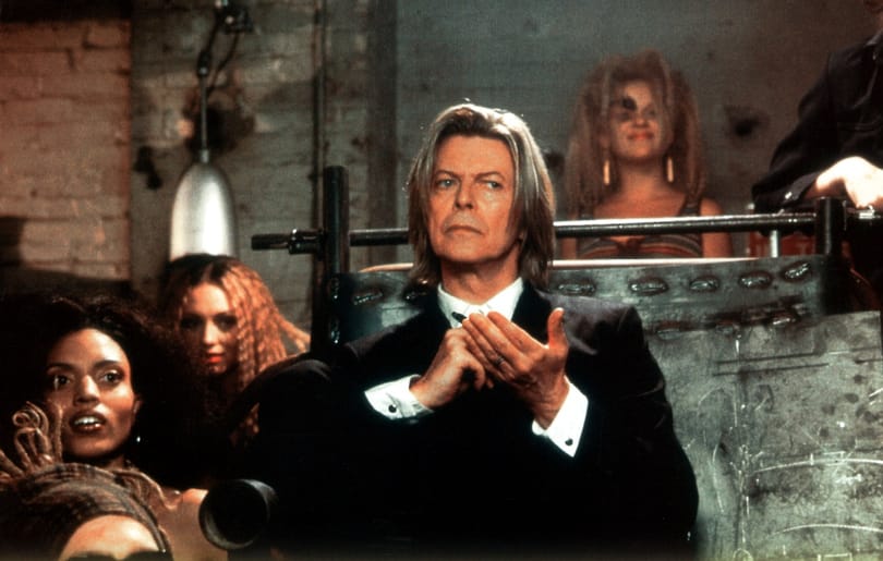 Októberben érkezik David Bowie utolsó három dala