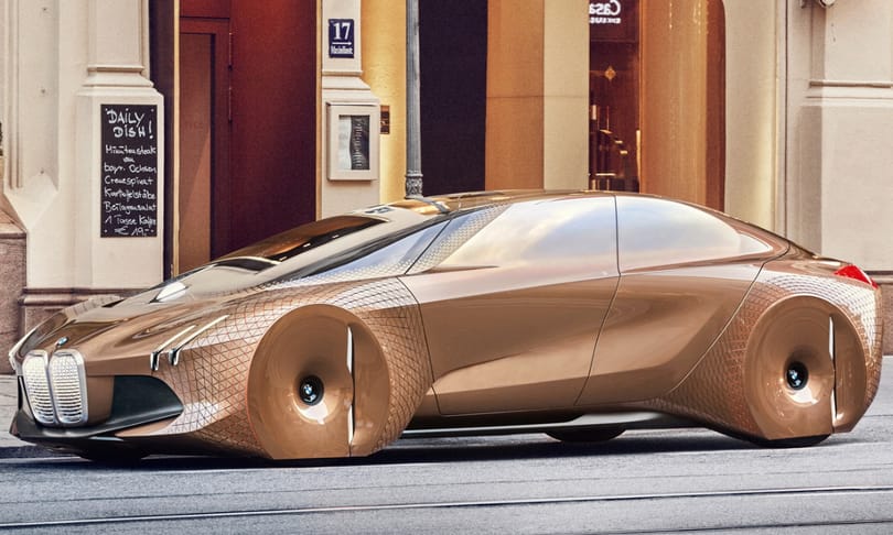 A BMW hamarosan teljesen kiveszi a kezünkből a kormányt