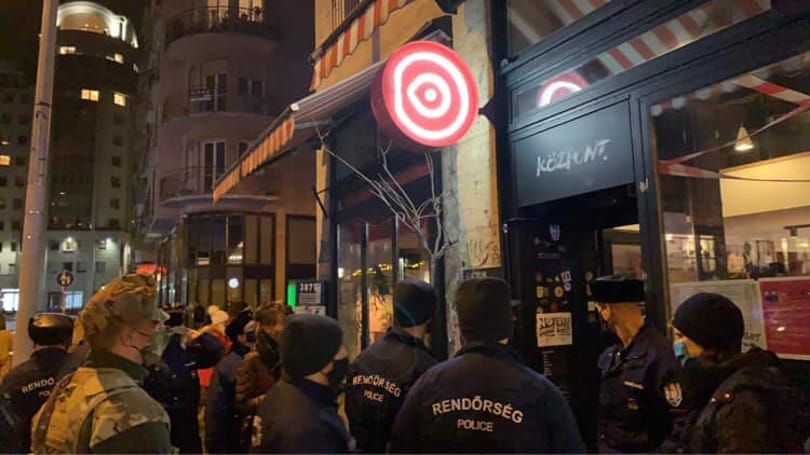 Hatvan napra bezáratta a Központot a rendőrség