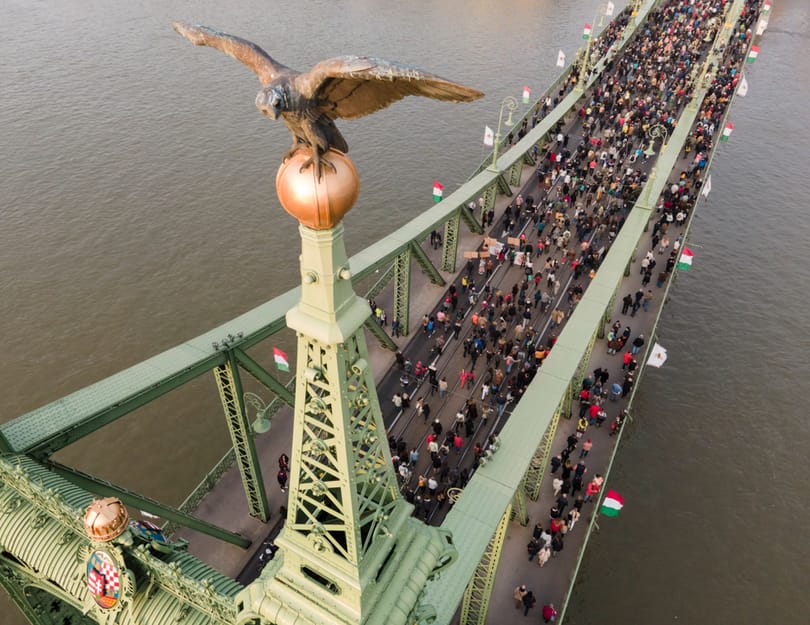 Orbán tanácsadójának tanácsa: utasítsa Palkovicsot, hogy tárgyaljon az SZFE-s diákokkal