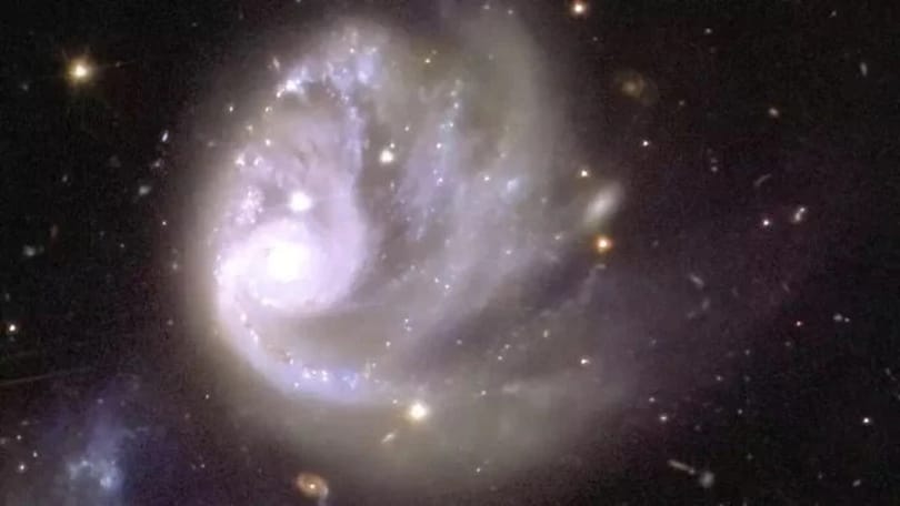 Dupla gravitációs lencsét talált az európai űrszonda, segíthet megérteni a világegyetemet