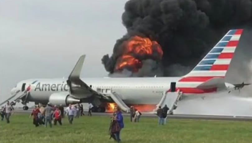 Lángokba borult felszállás közben egy Boeing repülőgép – videó