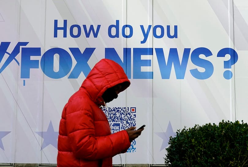 Ezért ért meg a hazug Trump-tévének majdnem egymilliárd dollárt, hogy mentse a bőrét