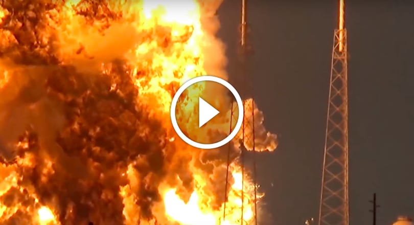Közeli videón a baleset: így robbant szanaszét tegnap az űrrakéta