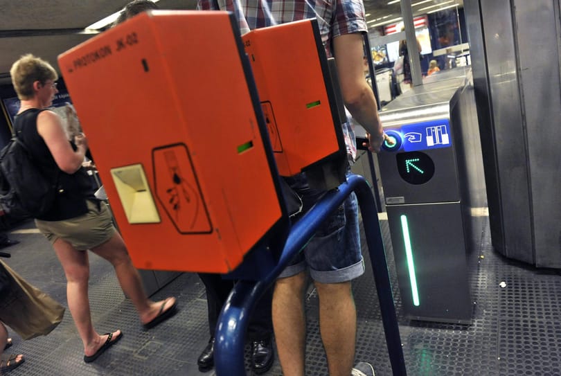 Ismét jönnek a beléptetőkapuk a budapesti metróba