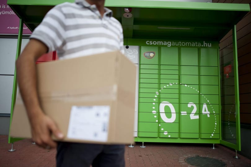 Megígérte a Posta: a 2022-es karácsonyi szezonban már modern lesz a csomagküldés
