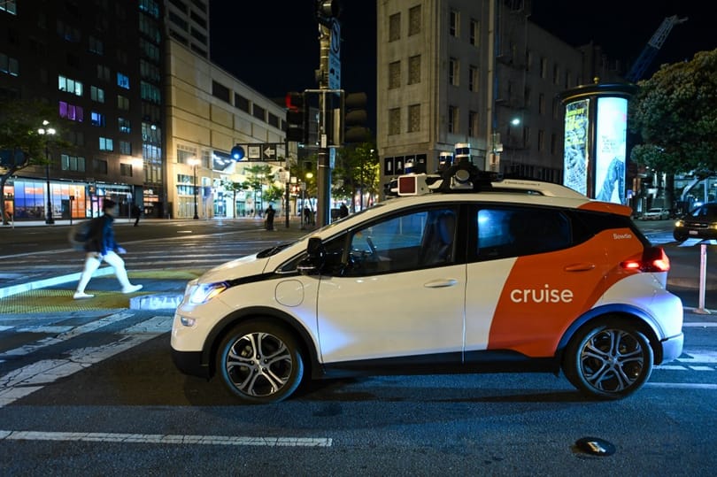 A General Motors bezárja a veszteséges robotaxi-üzletágát