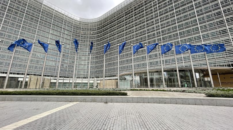 Magára maradhat Magyarország a 7-es cikk szerinti eljárásban is 