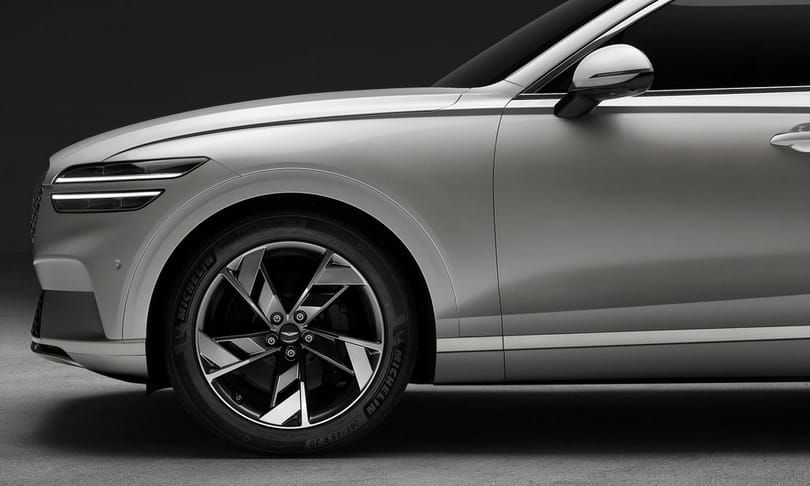 490 lóerős új villanyautó a Hyundai prémiummárkájától