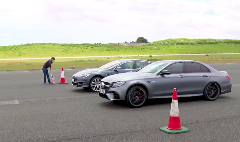 Mercedes-AMG vs Tesla Model S – kitalálja, melyik győzött a gyorsulási versenyen? – videó
