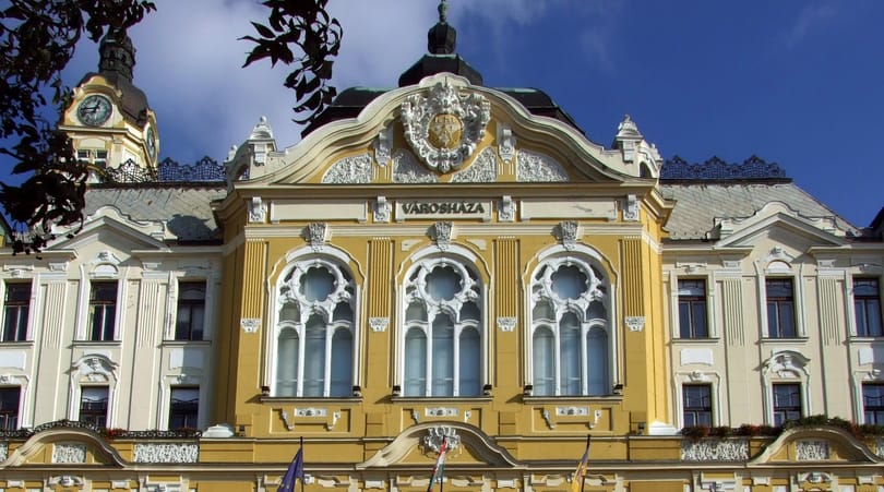 Pécs kedvezett egy ingatlantulajdonosnak, miközben másoknak korlátokat állított