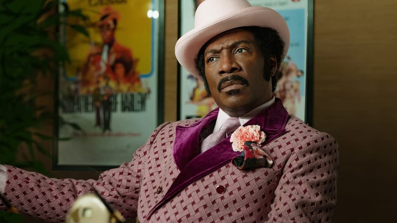 Pocakos, béna kungfumester sétapálcával: Eddie Murphy visszatért