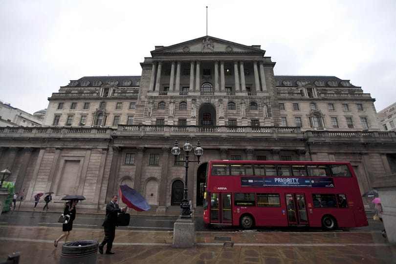 Váratlan lépésre készül a brit jegybank