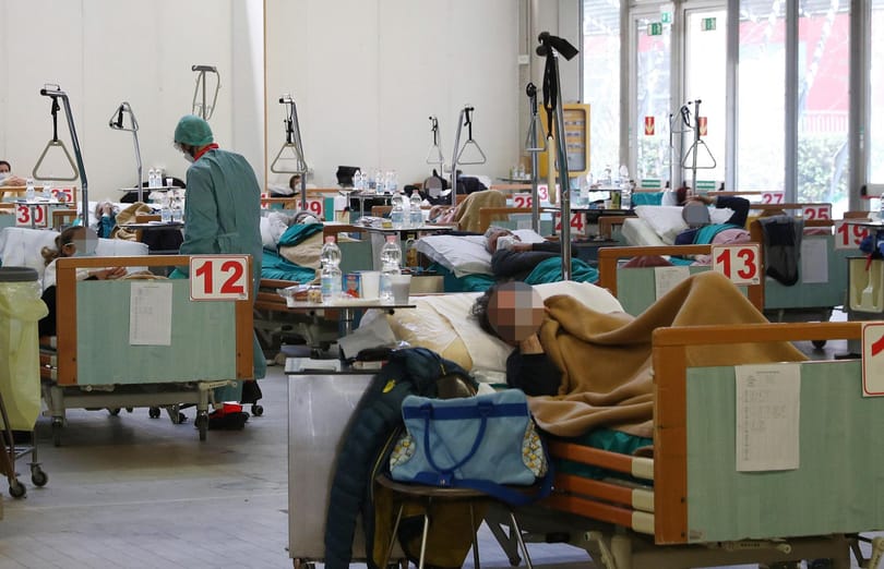 Még 800 fölött a halottak száma, az új fertőzötteké csökkenőben Olaszországban